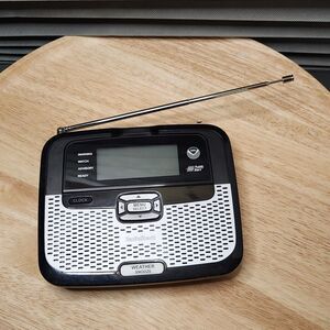 Radio Shack Weather Alert / Public Alert Radio – Tested (No Power Cord)